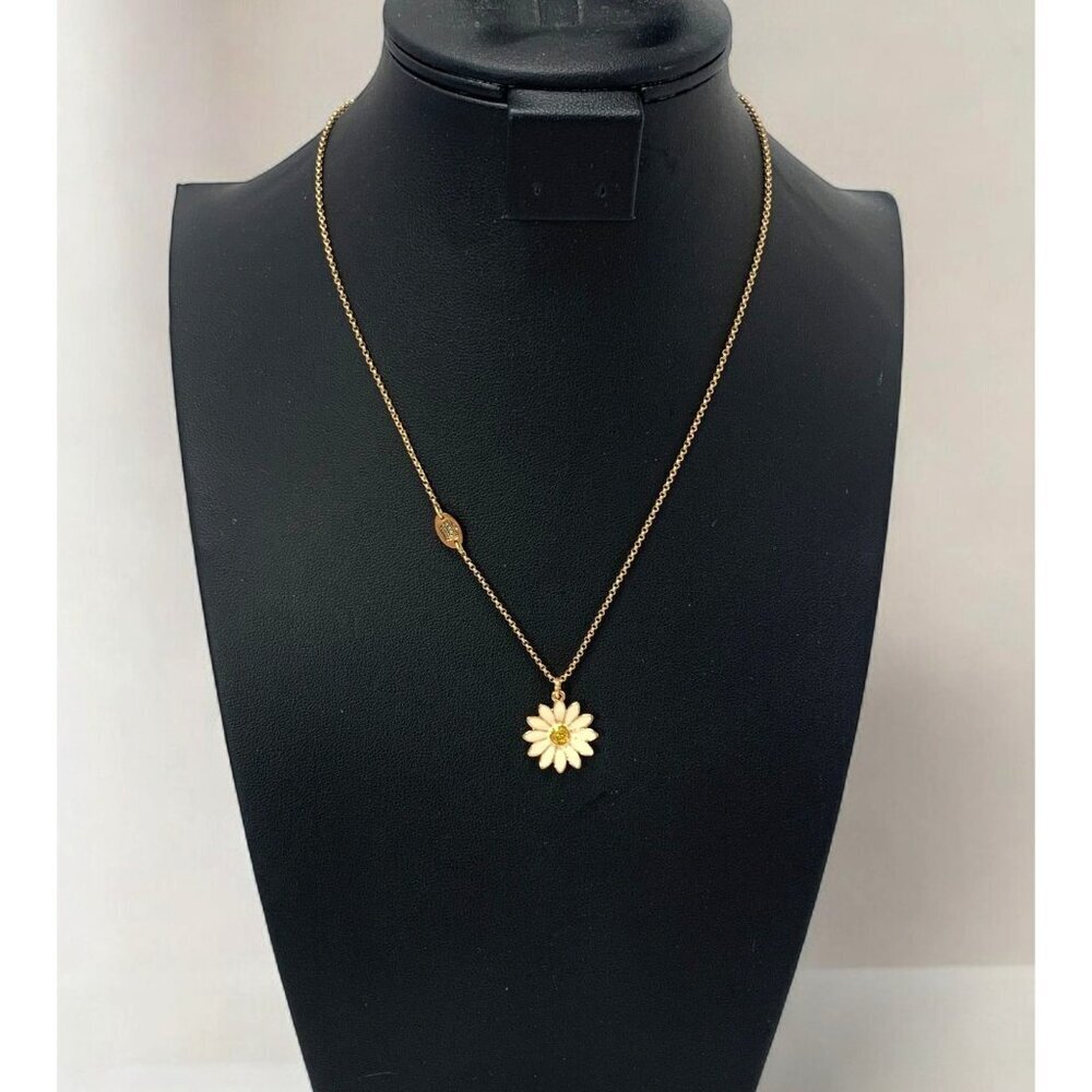Juicy Couture Daisy Pendant Necklace With Adjustable Chain Cream/Gold